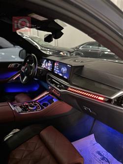 بی ئێم دەبڵیو X6